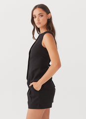 Born for Bordeaux Linen Shorts - Black