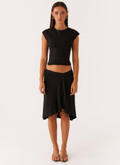 Shes A Lady Top - Black